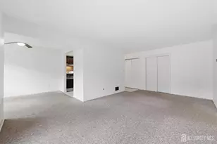 296-B Alpine Way, Woodbridge Township, NJ 07095 - Photo 4