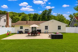164 Idlebrook Ln, Aberdeen Township, NJ 07747 - Photo 8