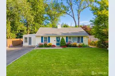 12 Pierrepont Avenue, Middlesex, NJ 08846 - Photo 1