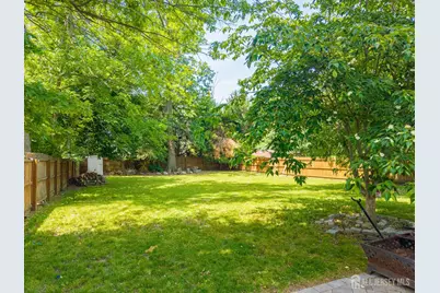12 Pierrepont Avenue, Middlesex, NJ 08846 - Photo 22