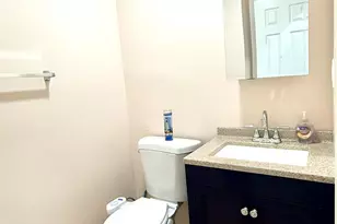 12 Palm Ct, Edison, NJ 08820 - Photo 8
