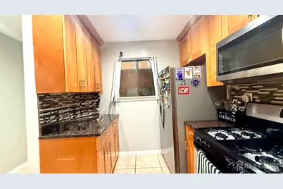 12 Palm Court, Edison, NJ 08820 - Photo 4