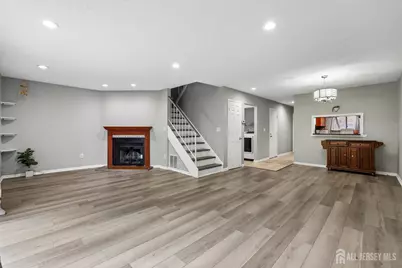 12 Palm Court, Edison, NJ 08820 - Photo 2