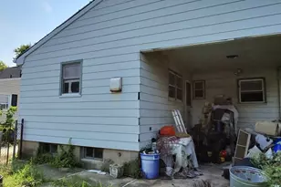 194 Jackson Ave, Edison, NJ 08837 - Photo 2
