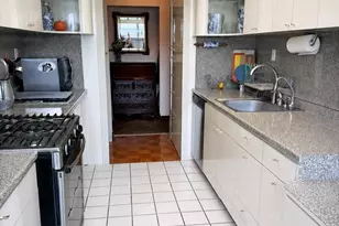 112 Beverly Hills Terrace, Woodbridge Township, NJ 07095 - Photo 10