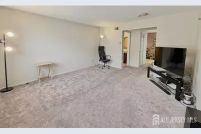 82 Cliffwood Avenue #17, Aberdeen Township, NJ 07721 - Photo 6