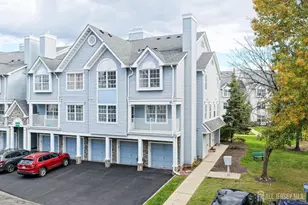 122 Prestwick Way, Edison, NJ 08820 - Photo 2