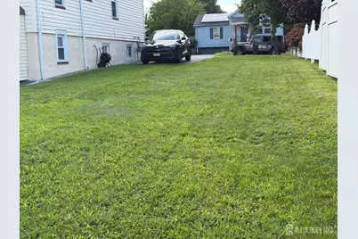 794 Robbins Street, Perth Amboy, NJ 08861 - Photo 10