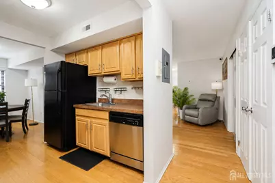 207 Sierra Court #A, Woodbridge Township, NJ 07095 - Photo 2