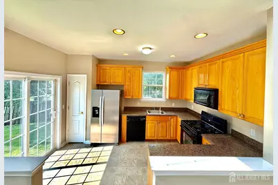 216 Alder Court, New Brunswick, NJ 08901 - Photo 6