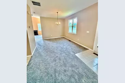 216 Alder Court, New Brunswick, NJ 08901 - Photo 4