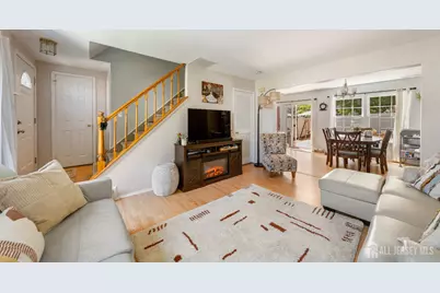 35 E Byrnes Lane E, Sayreville, NJ 08872 - Photo 12