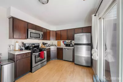35 E Byrnes Lane E, Sayreville, NJ 08872 - Photo 16