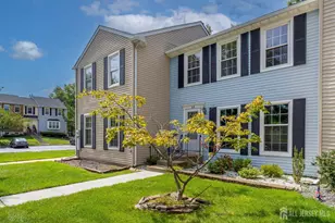 35 E Byrnes Ln E, Sayreville, NJ 08872 - Photo 1