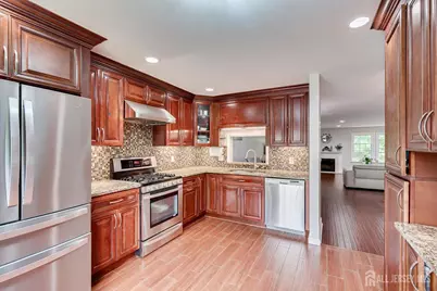 4506 Stonehedge Road, Edison, NJ 08820 - Photo 22