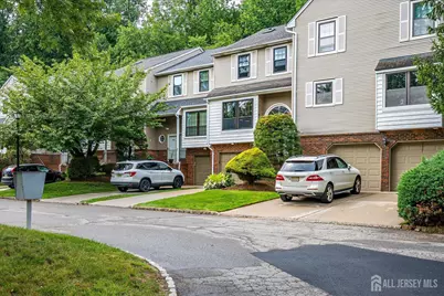4506 Stonehedge Road, Edison, NJ 08820 - Photo 2
