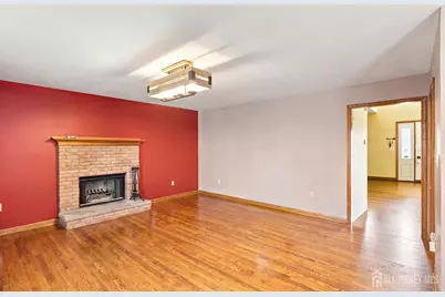126 N Hill Road, Colonia, NJ 07067 - Photo 8