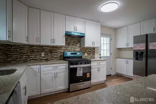 10 Lincoln St, South River, NJ 08882 - Photo 8