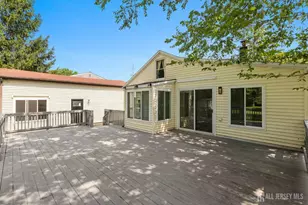 618 Wood Ave, North Brunswick Township, NJ 08902 - Photo 20