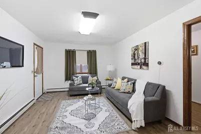 21 S Heathcote Avenue S, Edison, NJ 08817 - Photo 10