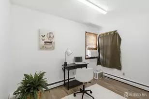 21 S Heathcote Ave S, Edison, NJ 08817 - Photo 14