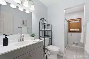 21 S Heathcote Ave S, Edison, NJ 08817 - Photo 28