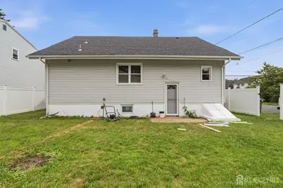 18 Fox Road, Edison, NJ 08817 - Photo 32