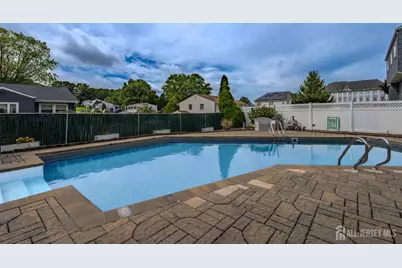 10 Devonshire Road, Sayreville, NJ 08859 - Photo 40