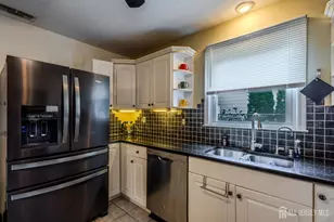 10 Devonshire Rd, Sayreville, NJ 08859 - Photo 18