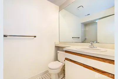 195 Hidden Hollow Court, Edison, NJ 08820 - Photo 14