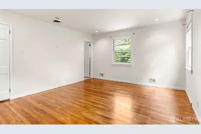 [Address not provided], West Orange Township, NJ 07052 - Photo 26
