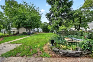 96 Woodbridge Ave, Sewaren, NJ 07077 - Photo 16