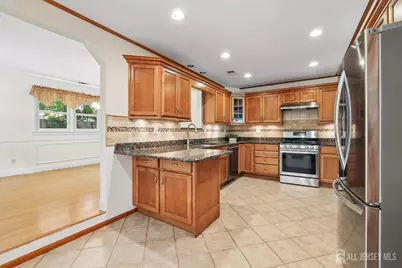 219 W 1st Street, Edison, NJ 08820 - Photo 10