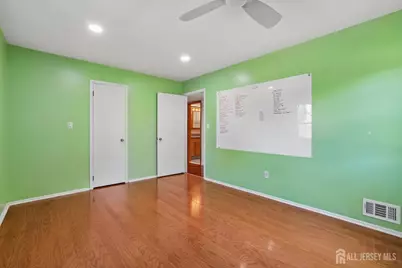 219 W 1st Street, Edison, NJ 08820 - Photo 24