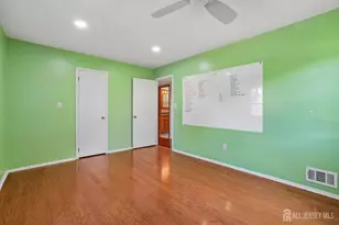 219 W 1st St, Edison, NJ 08820 - Photo 24