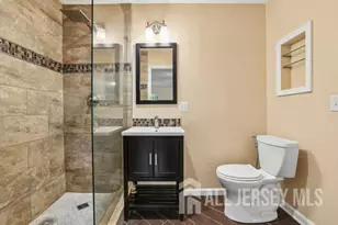 219 W 1st St, Edison, NJ 08820 - Photo 22