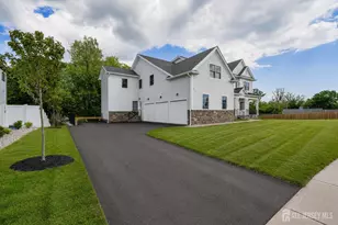 11 Scarlet Dr, Piscataway Township, NJ 08854 - Photo 2