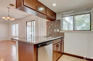 94 Salix Plaza, Monroe Township, NJ 08831 - Photo 12