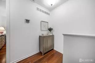 138 Stratford Ct, Hillsborough Township, NJ 08844 - Photo 10