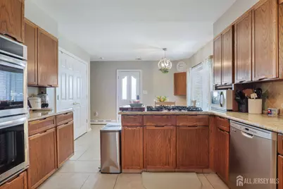 28 Colton Road, Edison, NJ 08817 - Photo 14