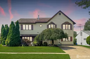 28 Colton Rd, Edison, NJ 08817 - Photo 1