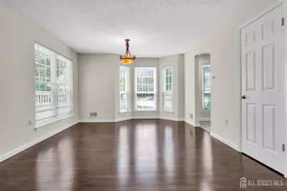 10 Brighton Way, North Brunswick Township, NJ 08902 - Photo 6