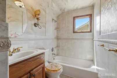 13 Cleveland Avenue, Colonia, NJ 07067 - Photo 24
