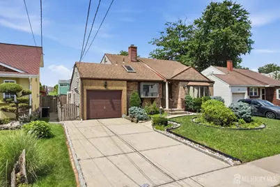 13 Cleveland Avenue, Colonia, NJ 07067 - Photo 2