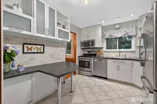 8 Growney St, Edison, NJ 08817 - Photo 8