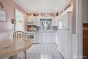 381 Carteret Ave, Carteret, NJ 07008 - Photo 20