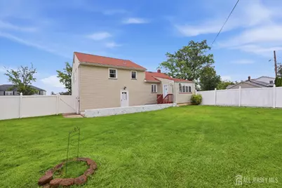 381 Carteret Avenue, Carteret, NJ 07008 - Photo 44