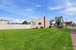 381 Carteret Ave, Carteret, NJ 07008 - Photo 4