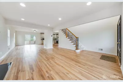 519 Fairview Avenue, Middlesex, NJ 08846 - Photo 8