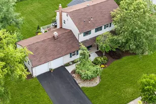 58 Valley Forge Dr, East Brunswick Township, NJ 08816 - Photo 2
